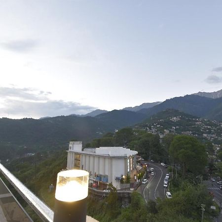 The Royal Castle Hot And Cold Centralized Hotel ดารัมซาลา ภายนอก รูปภาพ