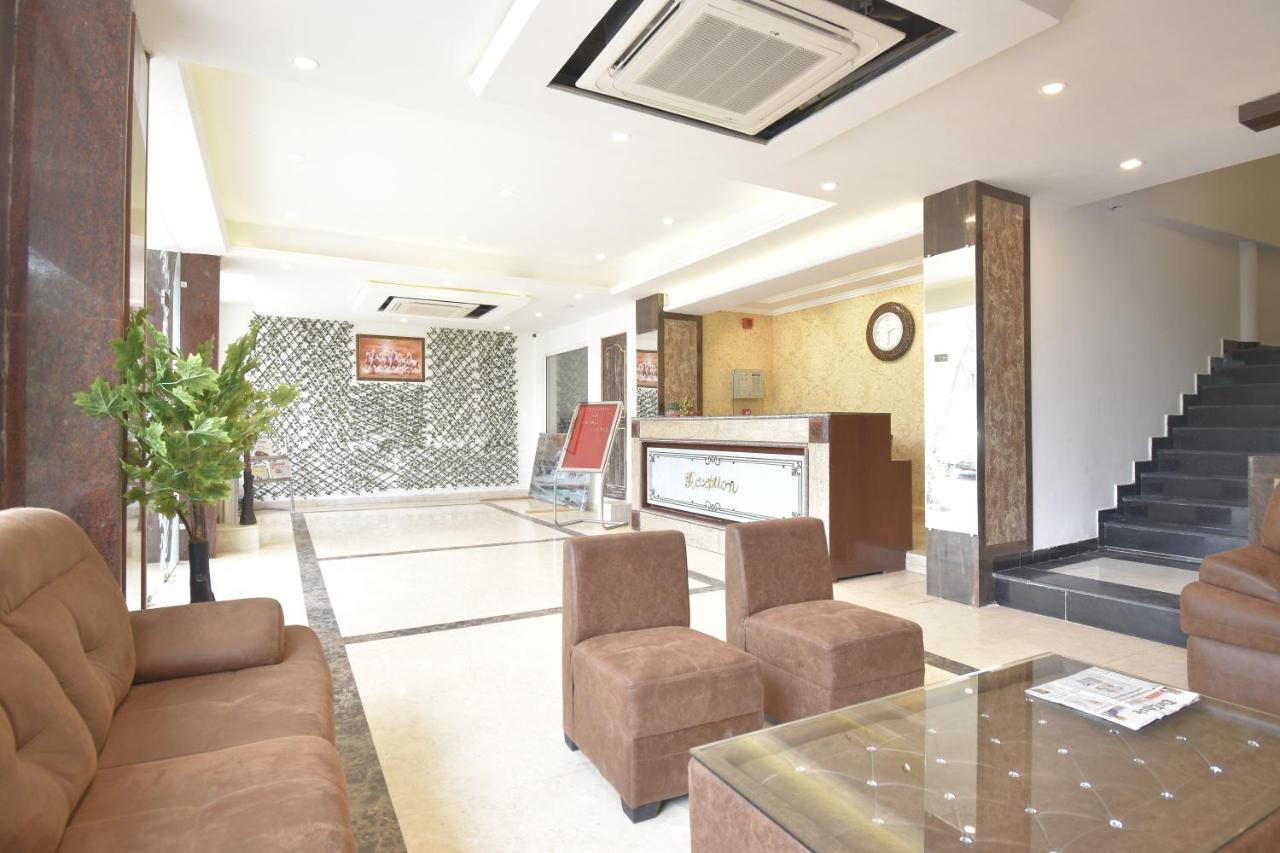 The Royal Castle Hot And Cold Centralized Hotel ดารัมซาลา ภายนอก รูปภาพ
