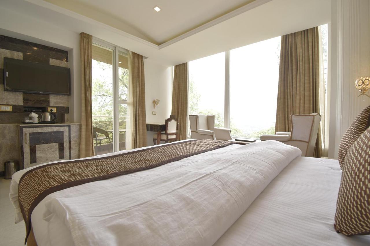 The Royal Castle Hot And Cold Centralized Hotel ดารัมซาลา ภายนอก รูปภาพ